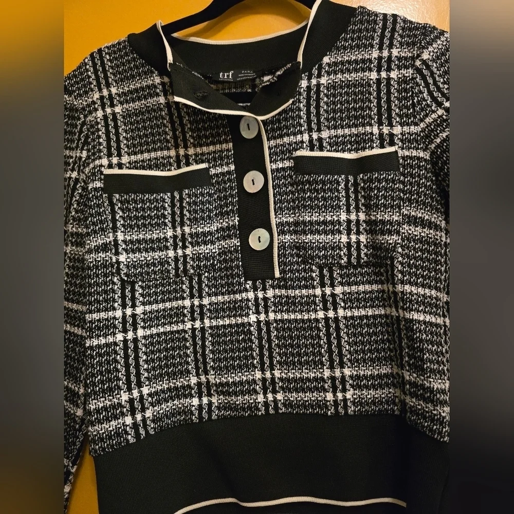 Zara Black and White Plaid Sweater